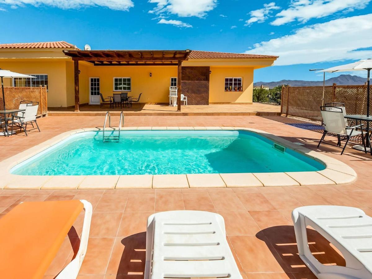 Belvilla By Oyo Chalet En Tuineje Para 6 Personas Szoba fotó